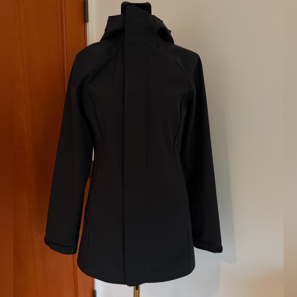 Women's Black All in Motion Rain Jacket